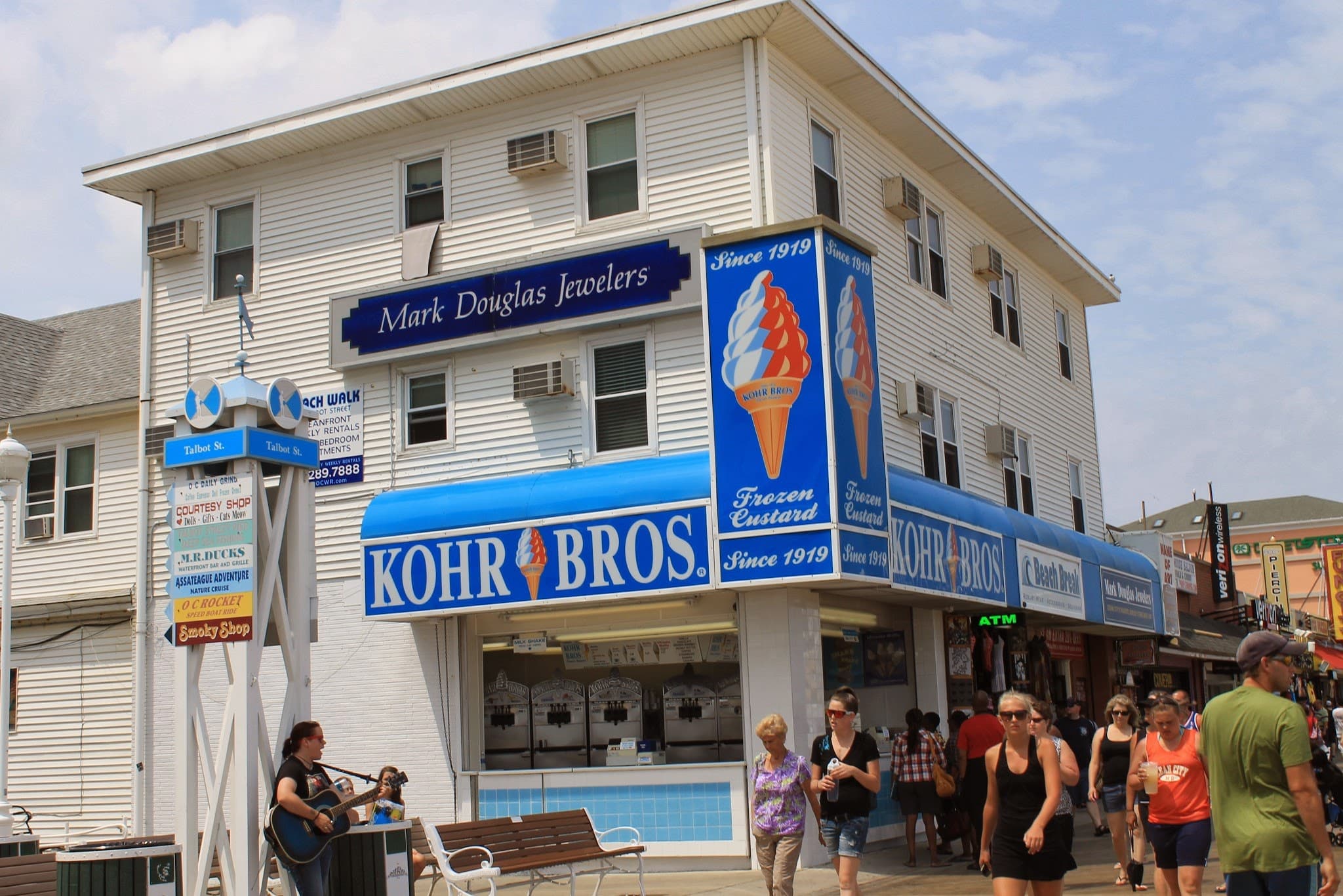 Kohr Bros. Frozen Custard Pier