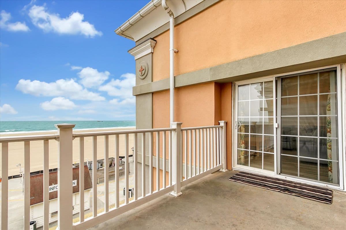 OCHG Oceanfront Villa 4