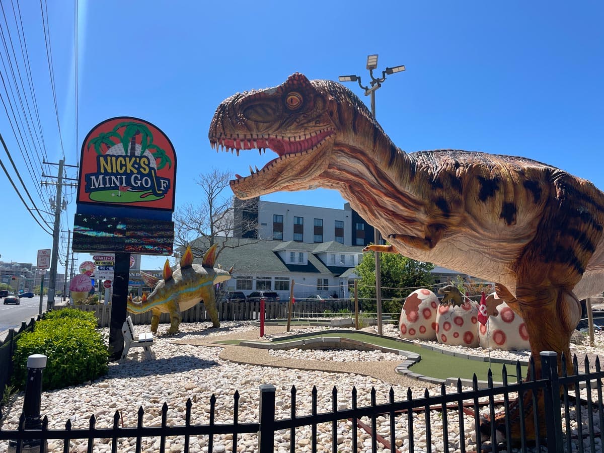 Nick's Mini Golf - 125th Street