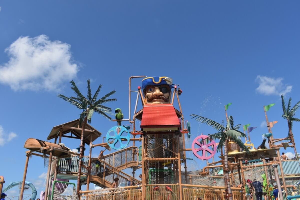 Splashin' Fun at Jolly Roger Splash Mountain (in Photos)