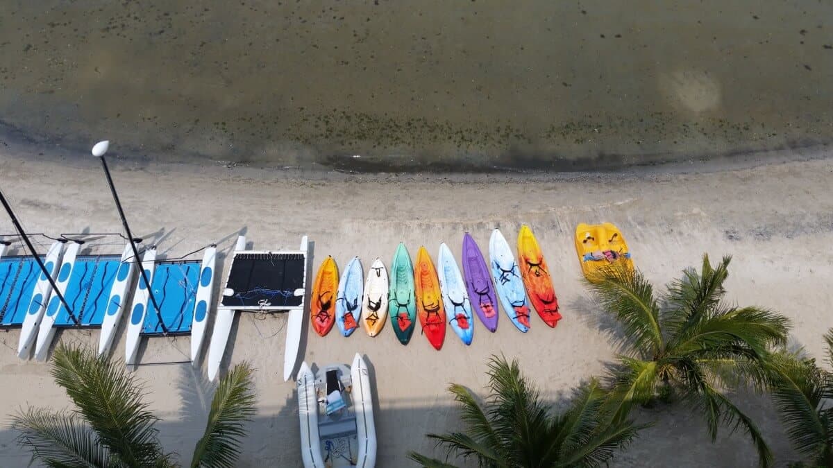 kayaks on the beach in ocean city.