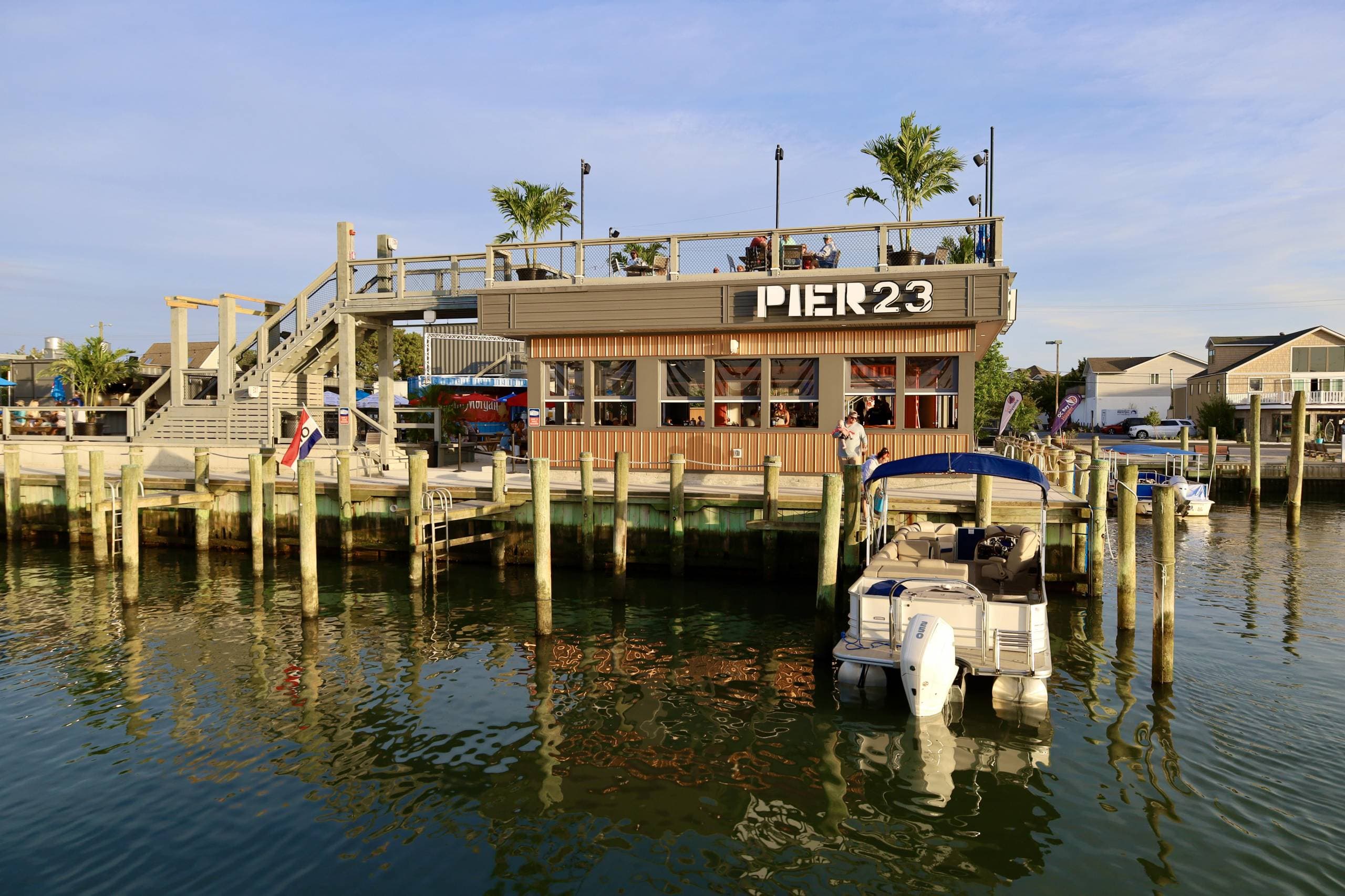 The Good Plates: Revolutionary Pier 23 Now Open