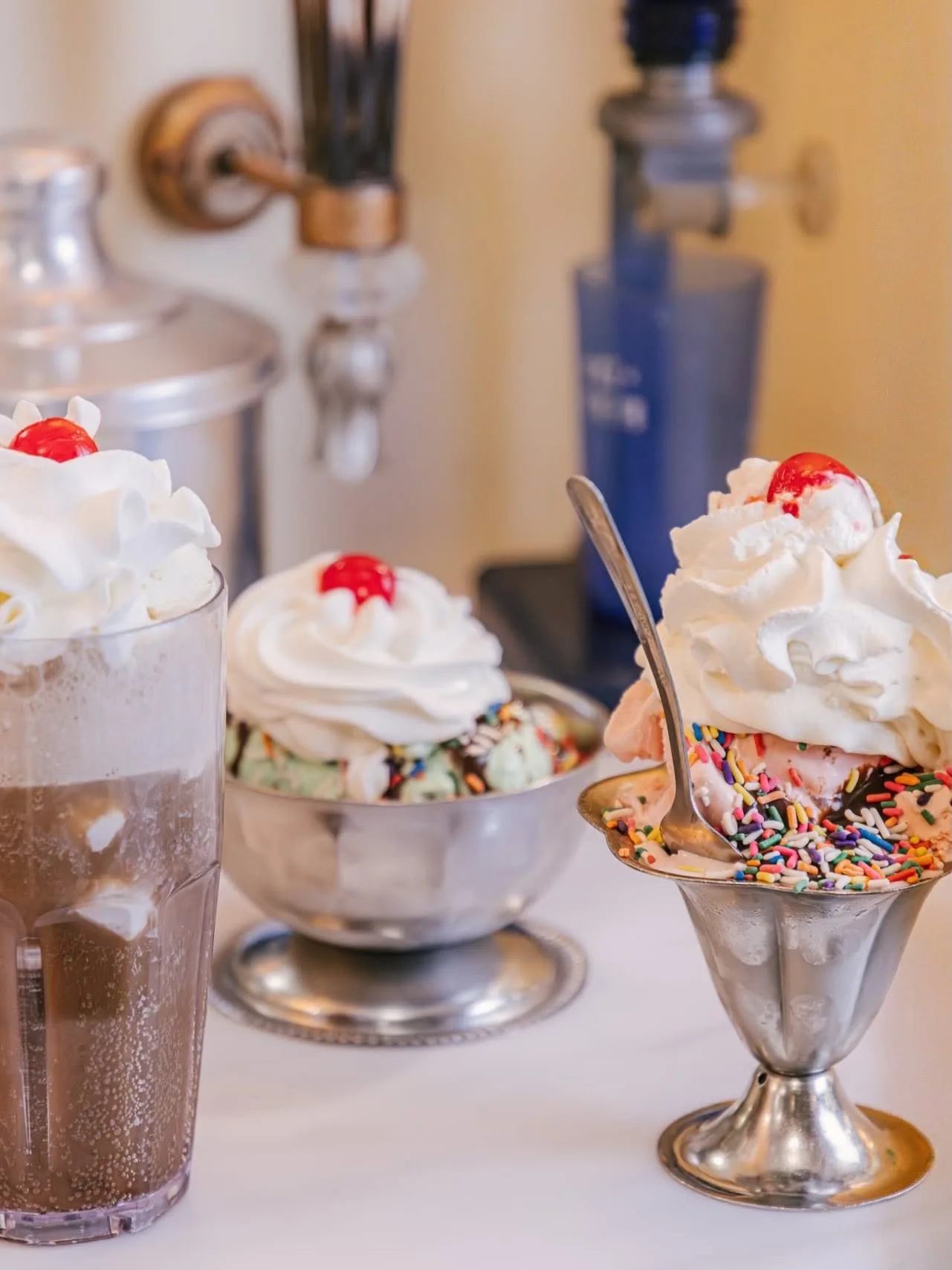 Dumser's Dairyland Caroline St